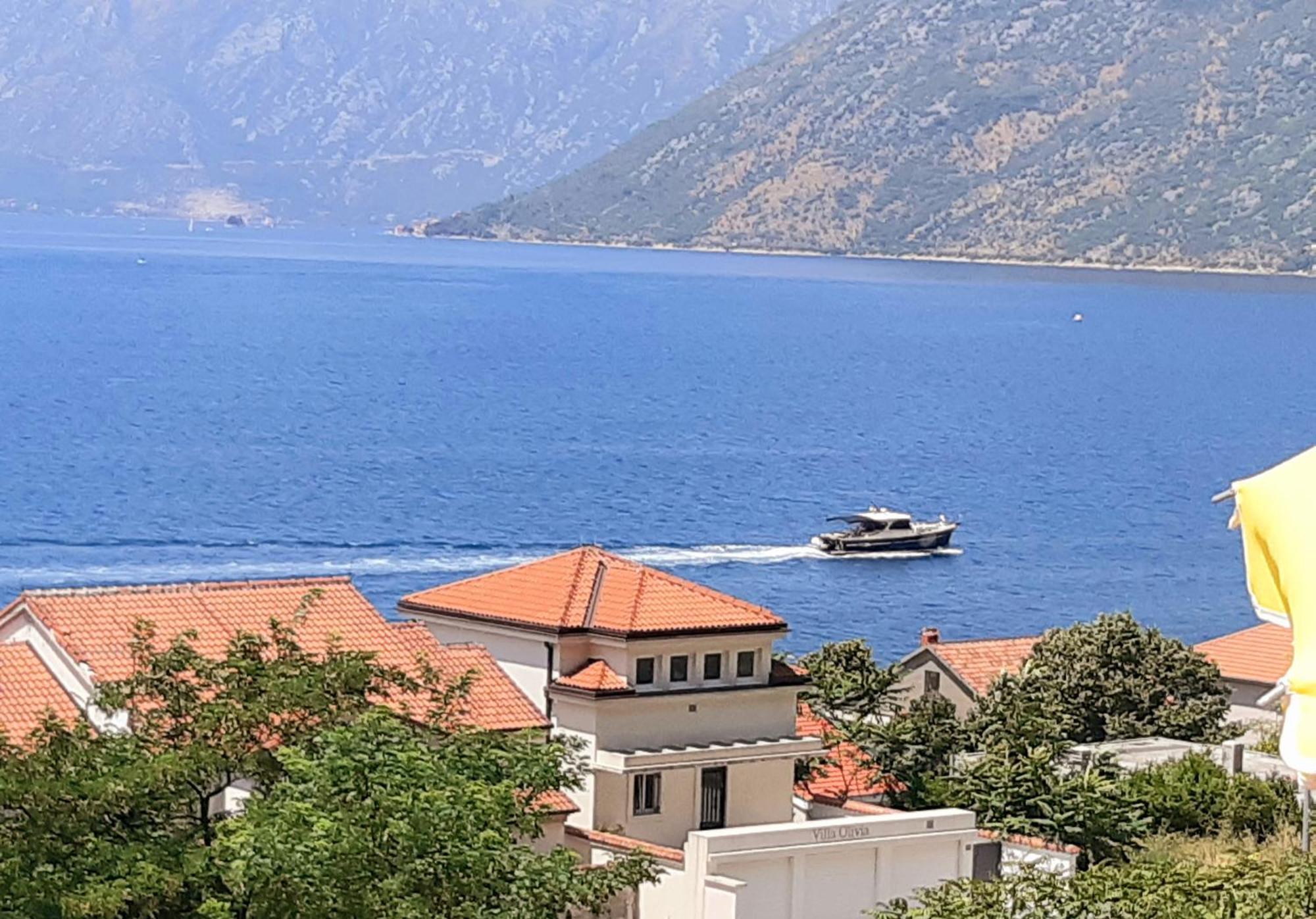 Apartments Sonja Kotor Bagian luar foto