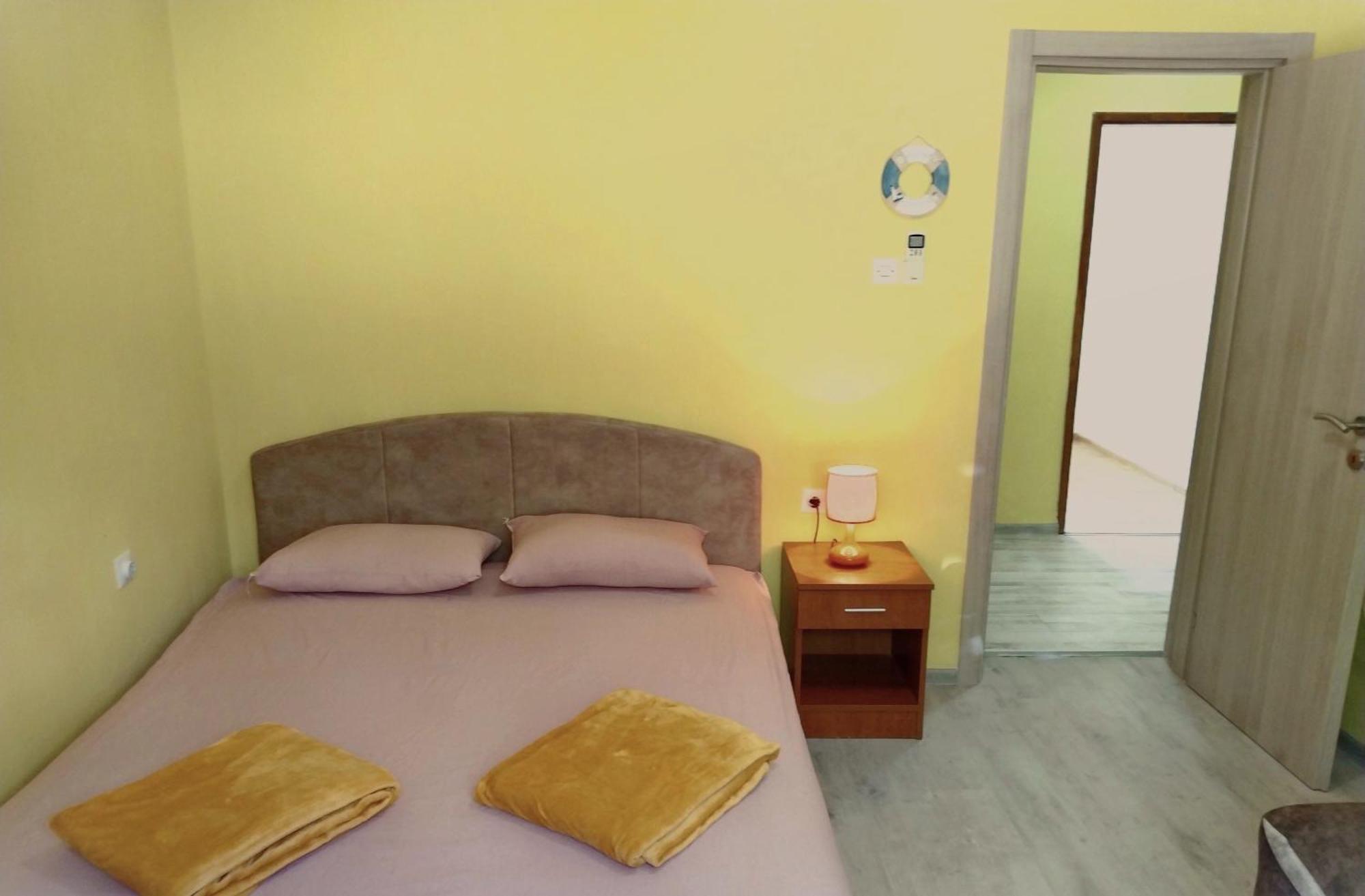 Apartments Sonja Kotor Bagian luar foto