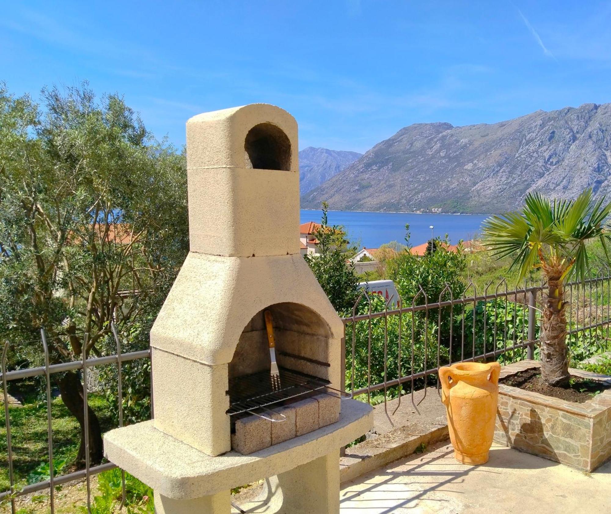 Apartments Sonja Kotor Bagian luar foto