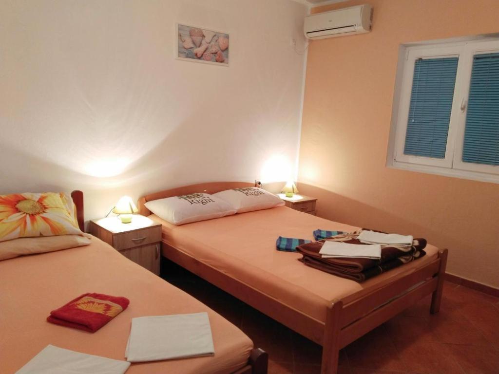 Apartments Sonja Kotor Bagian luar foto